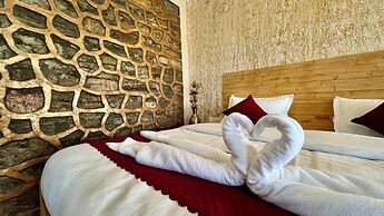 Five Hill Cottage Mukteshwar