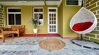 Five Hill Cottage Mukteshwar