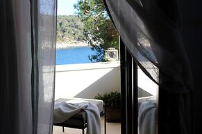 Seafront Villa Marella