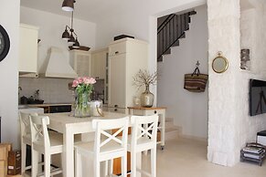 Seafront Villa Marella