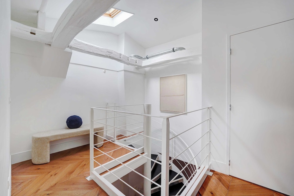 Libere Paris Haussmann