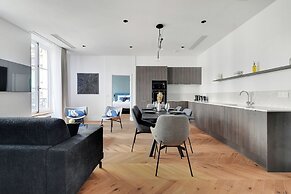 Libere Paris Haussmann