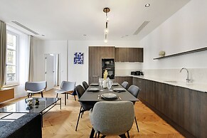 Libere Paris Haussmann