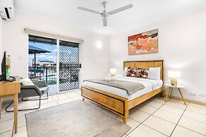 Zen Dockside Point Marina View - Patio - Parking