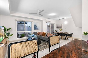 Zen Dockside Point Marina View - Patio - Parking