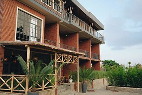 ZONDELA HOUSE