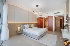 Vogue Park Tower near DIFC Metro Station