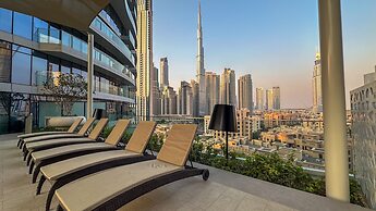 4BR Downtown Dream w Iconic Burj View