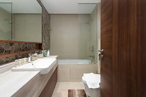 4BR Downtown Dream w Iconic Burj View
