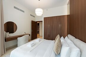4BR Downtown Dream w Iconic Burj View