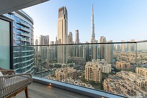 4BR Downtown Dream w Iconic Burj View