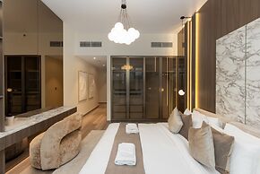 4BR Downtown Dream w Iconic Burj View