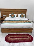 Hotel The Param Continental