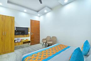 Hotel The Param Continental