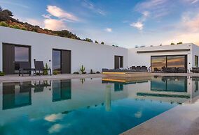 Paros Villa Skylines Estate II