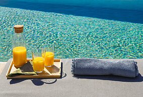 Paros Villa Skylines Estate III