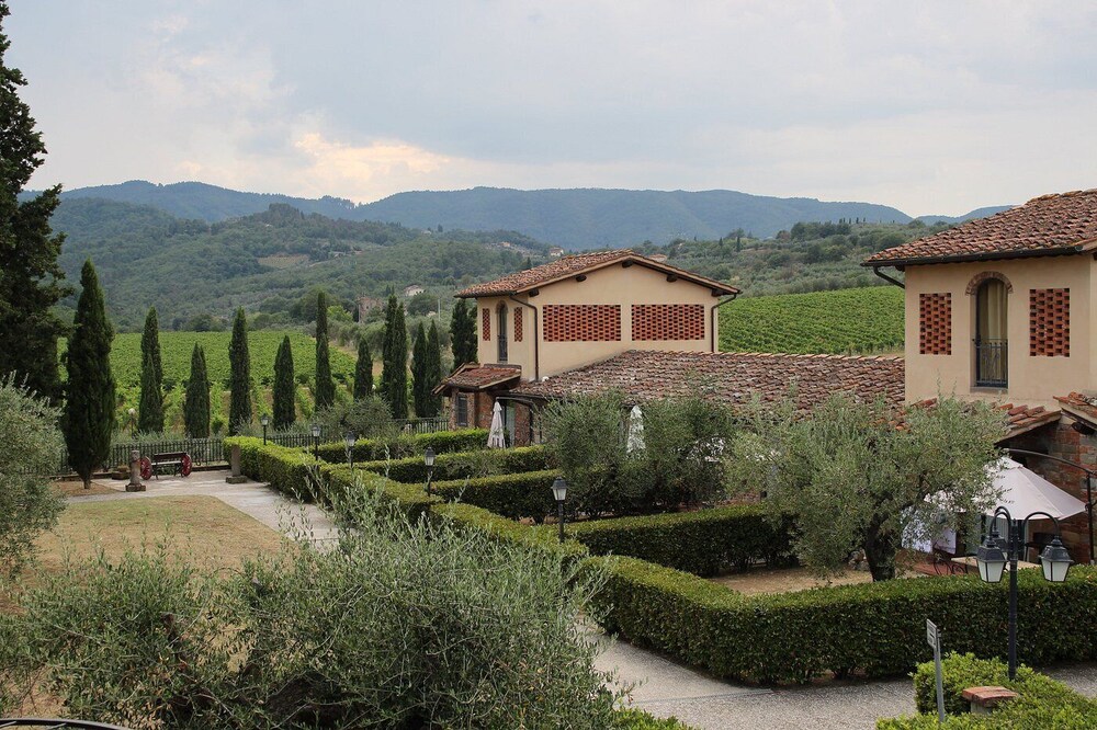 Borgo di Erboli