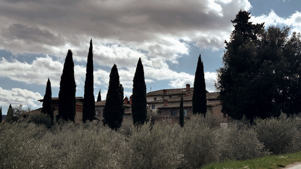 Borgo di Erboli