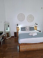 Lovin Book Guesthouse