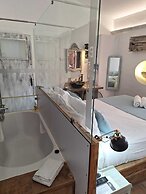 Lovin Book Guesthouse