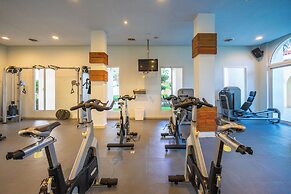 Iberostate 2 BR Lake & Golf View Condo
