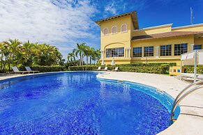 Iberostate 2 BR Lake & Golf View Condo