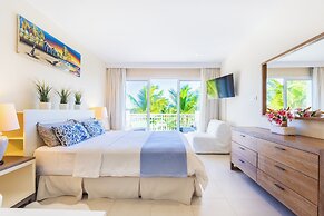 Iberostate 2 BR Lake & Golf View Condo