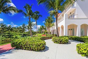 Iberostate 2 BR Lake & Golf View Condo
