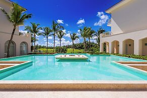 Iberostate 2 BR Lake & Golf View Condo