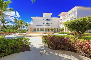 Iberostate 2 BR Lake & Golf View Condo