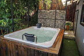 Rocks Glamping