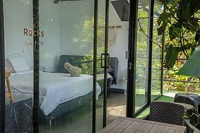 Rocks Glamping