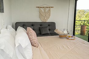 Rocks Glamping