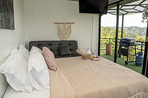Rocks Glamping