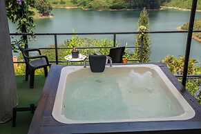 Rocks Glamping