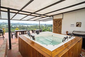 Rocks Glamping