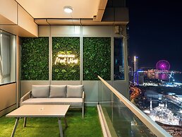 Charming Flat with Sea & AIN View