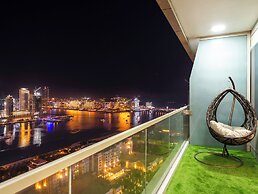 Charming Flat with Sea & AIN View