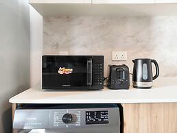 Charming Flat with Sea & AIN View