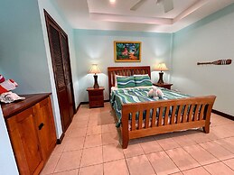 Miramar Villas