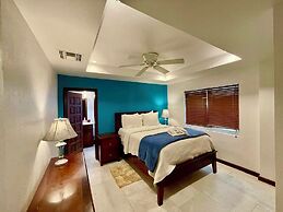 Miramar Villas