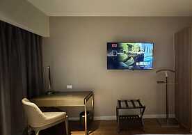 Eleve Suites