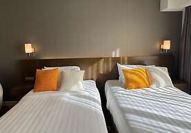 Eleve Suites