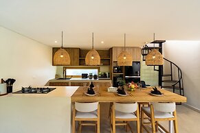 Sunset Bamboo by Pertama Stay