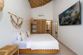 Sunset Bamboo by Pertama Stay