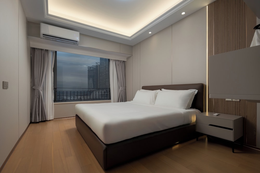 STAR Hotel