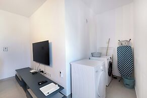 3BR Central with Balcony - Sliema Area