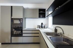 3BR Central with Balcony - Sliema Area