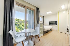 Yangyang Oceanstay 24K