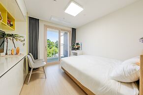 Yangyang Oceanstay 24K